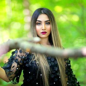 Meet your Posher, Sadia